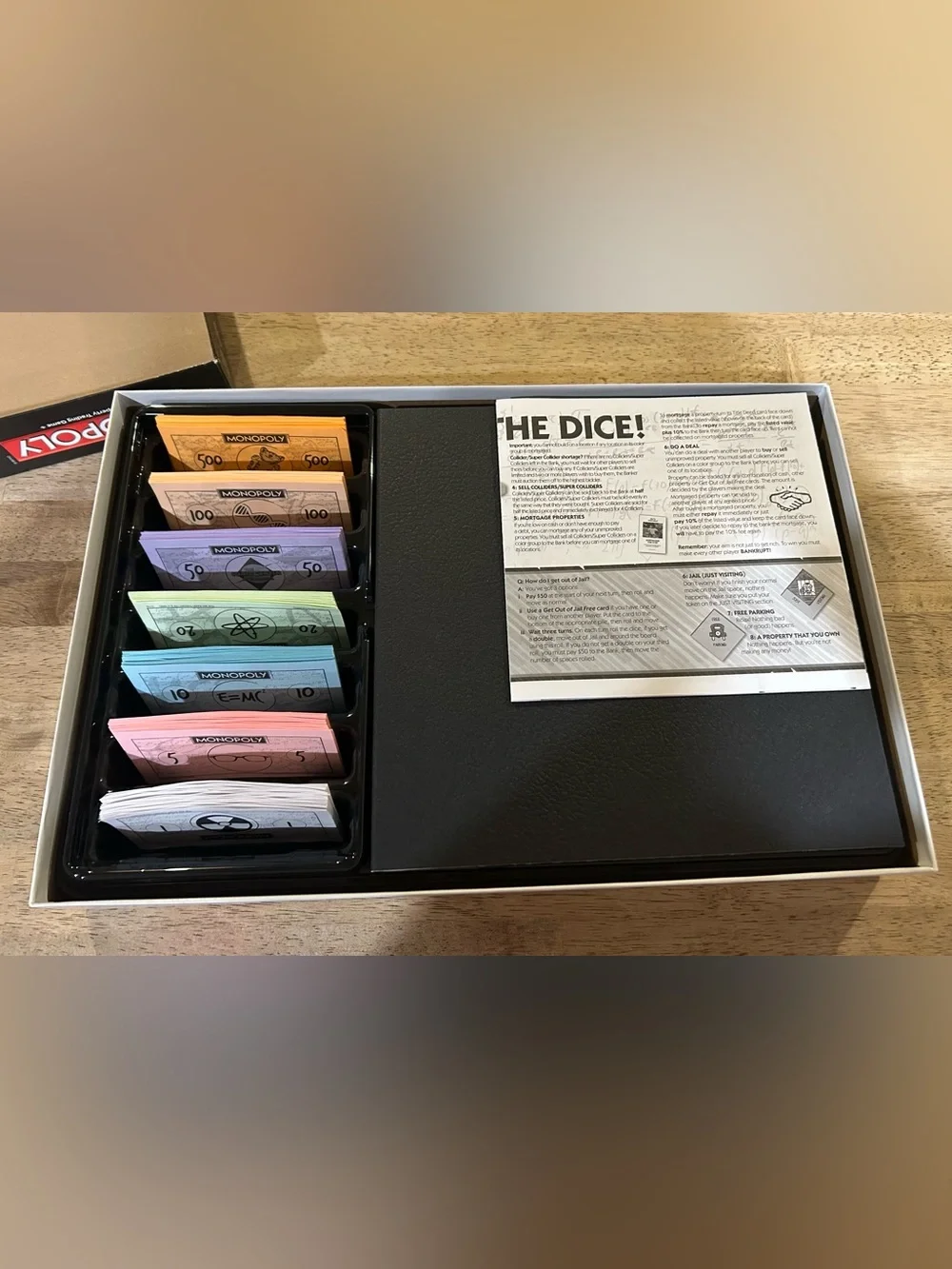 Monopoly The Big Bang Theory  Hasbro 2014 TV Show READ